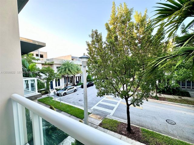 10560 NW 63rd Terrace, Doral, FL 33178