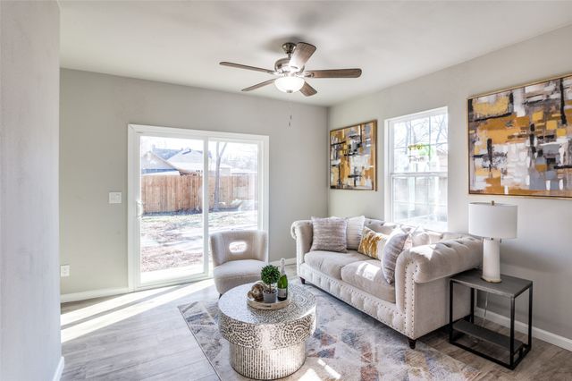 410 S Grand Avenue, Gainesville, TX 76240