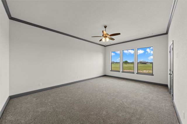 1121 CANYON LAKE Road, Wills Point, TX 75169