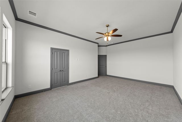 1121 CANYON LAKE Road, Wills Point, TX 75169