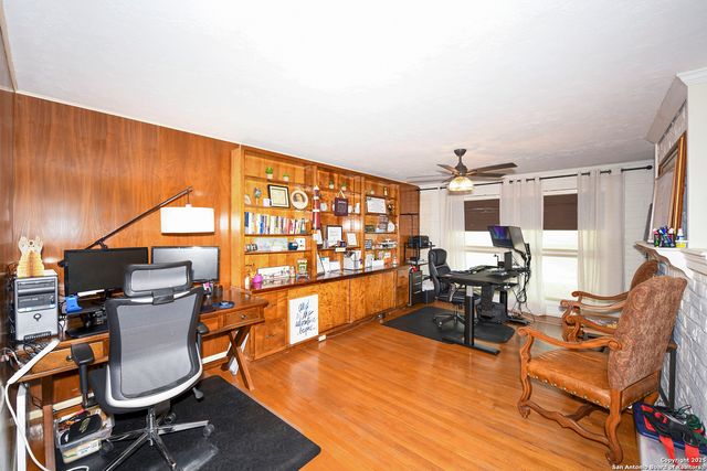 222 Highview, San Antonio, TX 78228