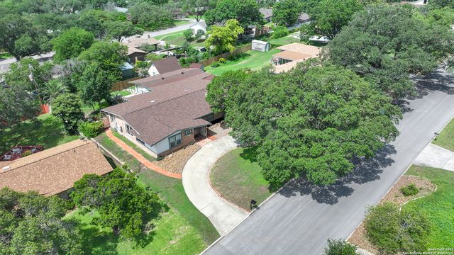 222 Highview, San Antonio, TX 78228