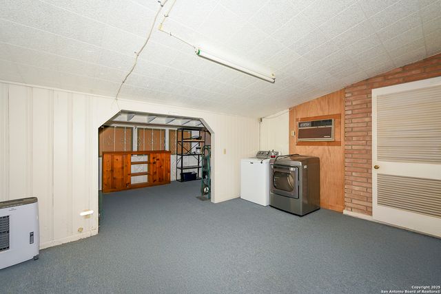 222 Highview, San Antonio, TX 78228