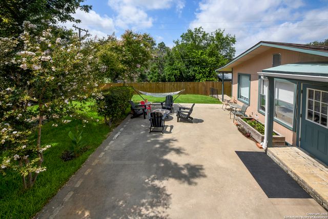 222 Highview, San Antonio, TX 78228