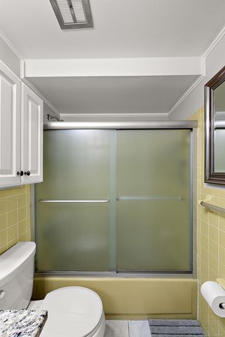 1050 Roslyn Road, Mount Clemens, MI 48043