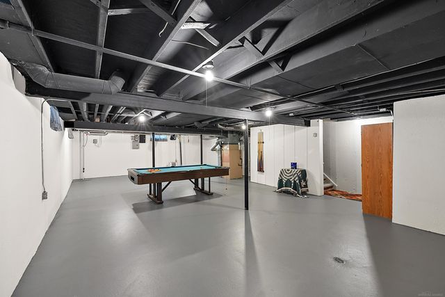 1050 Roslyn Road, Mount Clemens, MI 48043