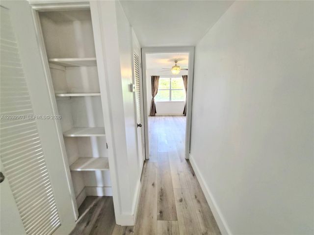 9041 Sunrise Lakes Blvd 106, Sunrise, FL 33322
