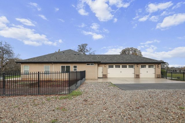 19055 Del Mar Drive, Cottonwood, CA 96022