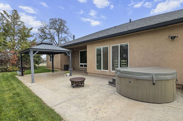 19055 Del Mar Drive, Cottonwood, CA 96022