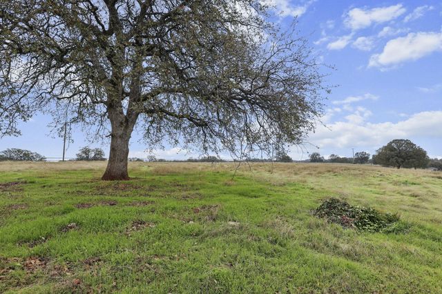 19055 Del Mar Drive, Cottonwood, CA 96022