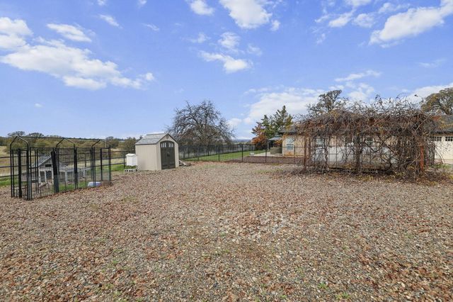 19055 Del Mar Drive, Cottonwood, CA 96022