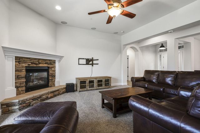 19055 Del Mar Drive, Cottonwood, CA 96022