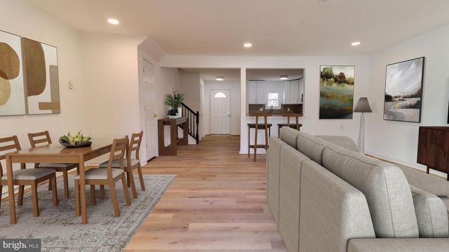 442 LA CASCATA TNHS, Clementon, NJ 08021