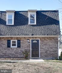442 LA CASCATA TNHS, Clementon, NJ 08021