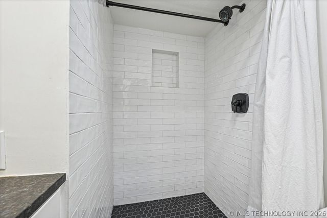 2224 S Boston Avenue 220, Tulsa, OK 74114