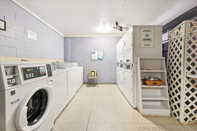 2224 S Boston Avenue 220, Tulsa, OK 74114