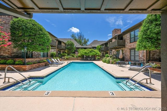 2224 S Boston Avenue 220, Tulsa, OK 74114