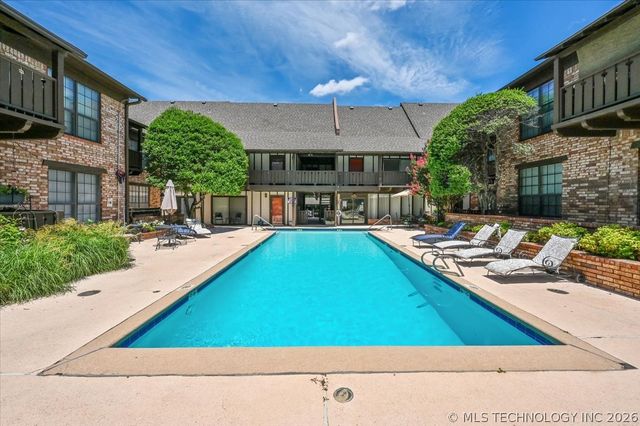 2224 S Boston Avenue 220, Tulsa, OK 74114