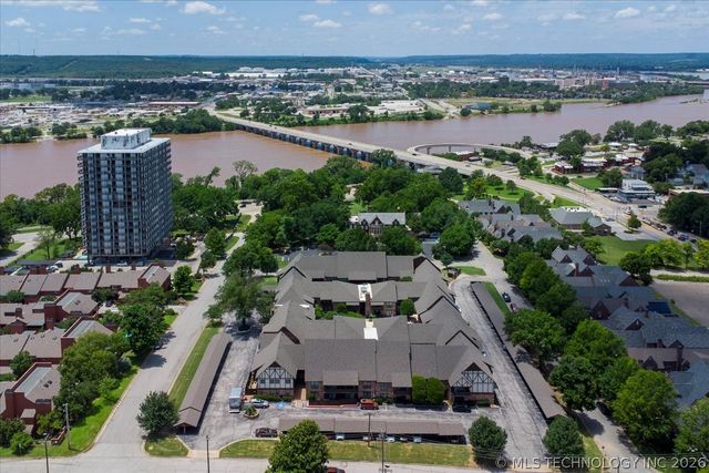 2224 S Boston Avenue 220, Tulsa, OK 74114