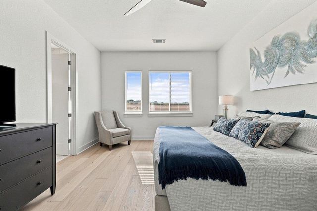 2050 Lohmans Spur RD 603, Lakeway, TX 78734