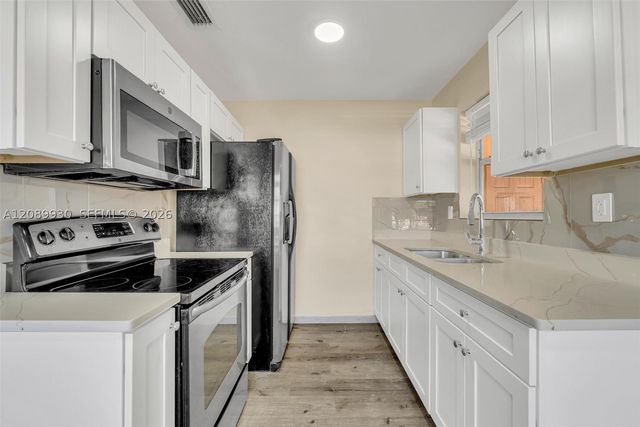 20060 NW 14th Ct, Miami Gardens, FL 33169