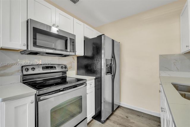 20060 NW 14th Ct, Miami Gardens, FL 33169