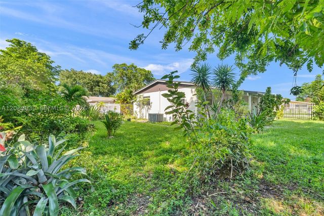 20060 NW 14th Ct, Miami Gardens, FL 33169