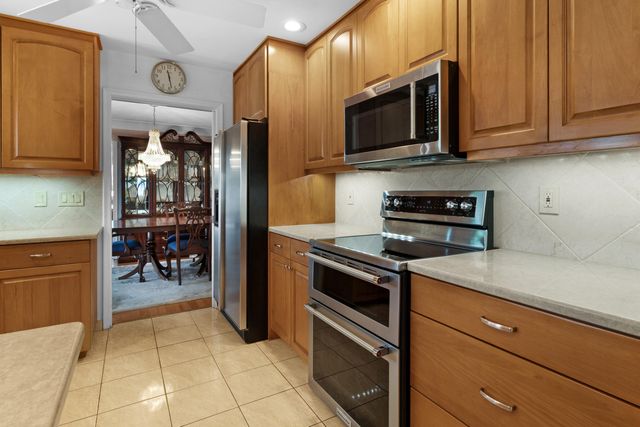 2141 NE 67th Street, Fort Lauderdale, FL 33308