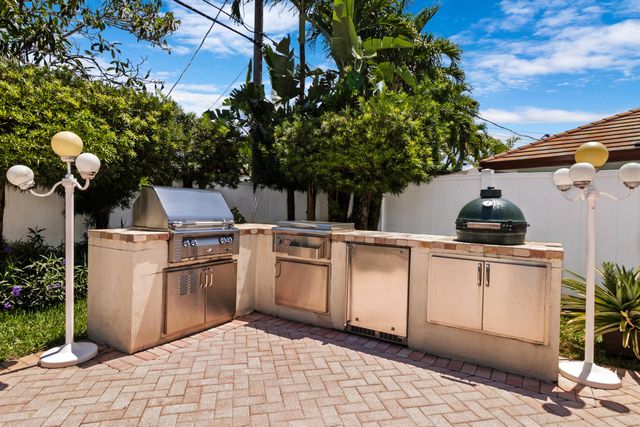 2141 NE 67th Street, Fort Lauderdale, FL 33308