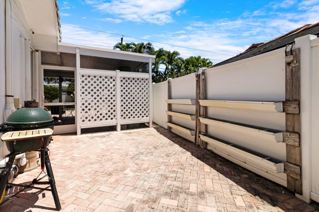 2141 NE 67th Street, Fort Lauderdale, FL 33308