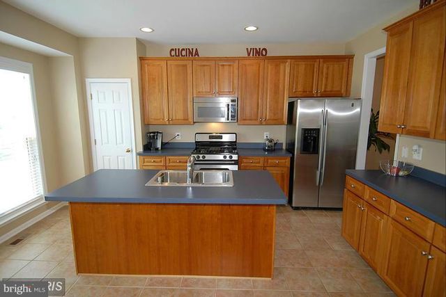 22706 SIMONET BLANC TER, Ashburn, VA 20148