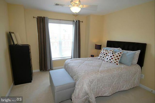 22706 SIMONET BLANC TER, Ashburn, VA 20148