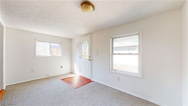 4790 Robinwood Drive, Mentor, OH 44060