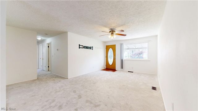 4790 Robinwood Drive, Mentor, OH 44060