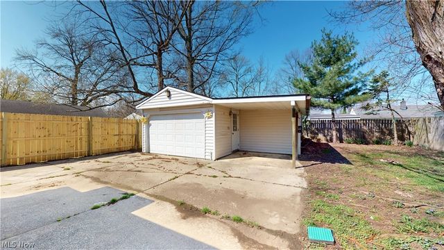 4790 Robinwood Drive, Mentor, OH 44060