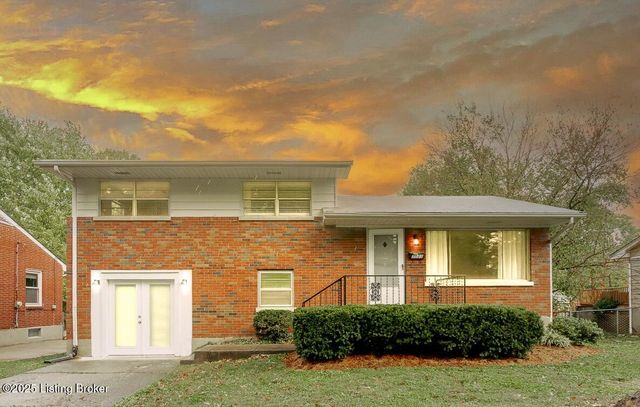 3023 Leman Dr, Louisville, KY 40220