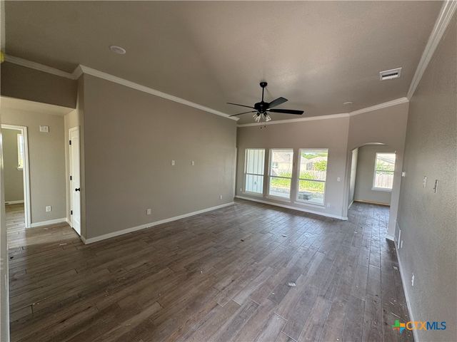 2570 Cowgirl Trail, Belton, TX 76513