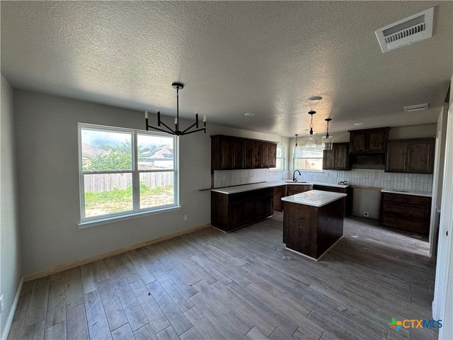 2570 Cowgirl Trail, Belton, TX 76513