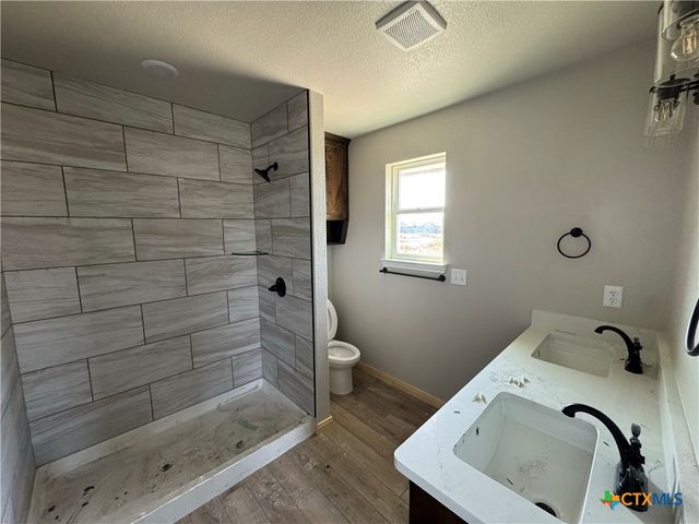 2570 Cowgirl Trail, Belton, TX 76513