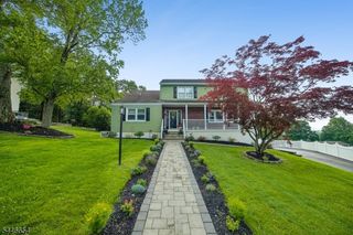 33 Frederick Dr, West Milford Twp., NJ 07480