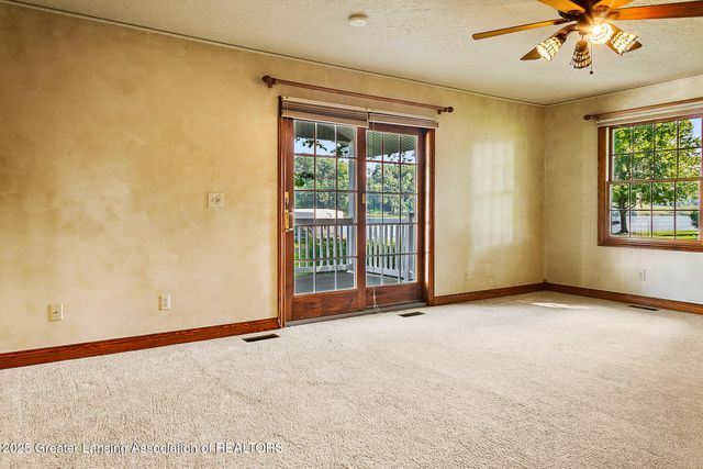 4813 Lakeside Drive, Perrinton, MI 48871