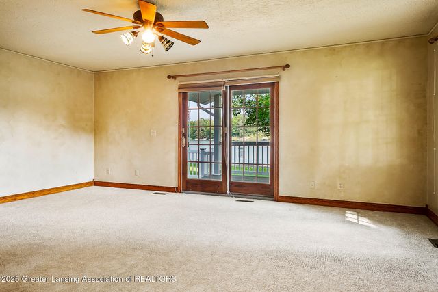 4813 Lakeside Drive, Perrinton, MI 48871