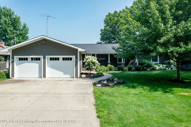 4813 Lakeside Drive, Perrinton, MI 48871