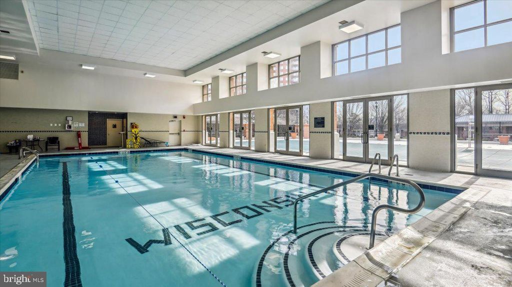Image 25 of property listing at 5809 NICHOLSON #316, North Bethesda, MD 20852