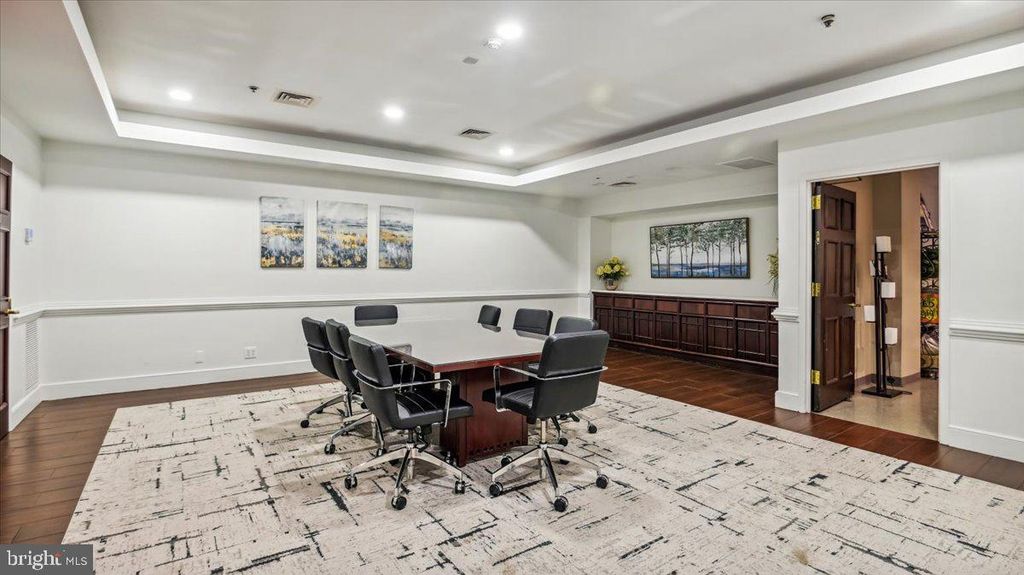 Image 35 of property listing at 5809 NICHOLSON #316, North Bethesda, MD 20852