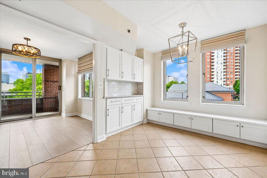 Image 6 of property listing at 5809 NICHOLSON #316, North Bethesda, MD 20852