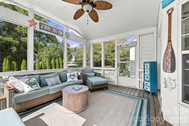 15502 Tolliver Drive, Charlotte, NC 28277