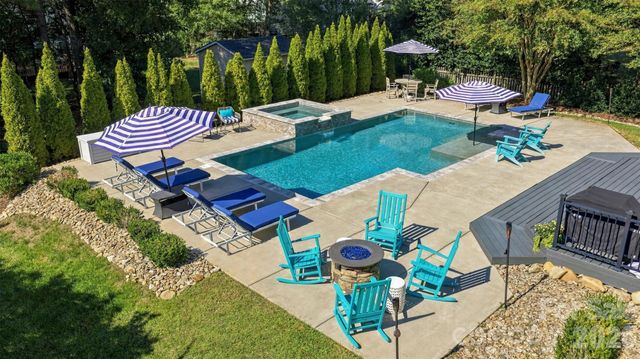 15502 Tolliver Drive, Charlotte, NC 28277