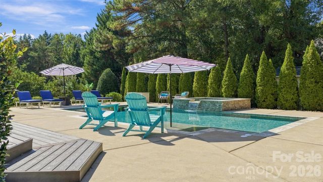 15502 Tolliver Drive, Charlotte, NC 28277