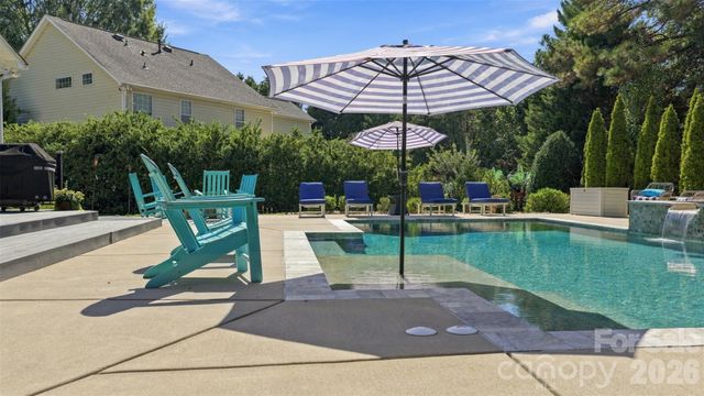 15502 Tolliver Drive, Charlotte, NC 28277